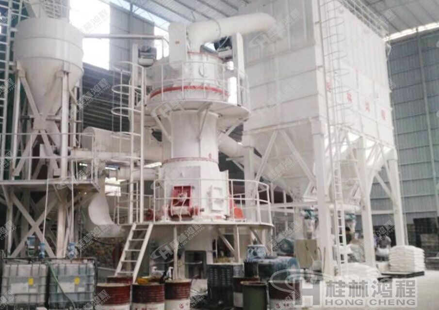 80-2000目貝殼磨粉機(jī)，貝殼立磨機(jī)，戰(zhàn)略投資長(zhǎng)期盈利大型貝殼磨粉機(jī)-桂林鴻程超細(xì)立式磨粉機(jī)