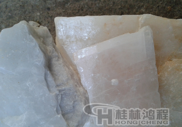 長石，長石粉，長石的用途