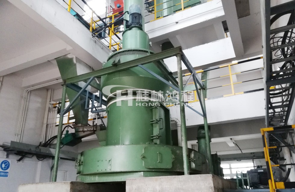 5R4121打礦石粉機器多少錢一臺 雷蒙磨粉機多少錢一臺？幾萬到幾十萬不等